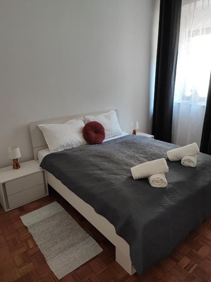 Apartment Eda Pula Eksteriør billede
