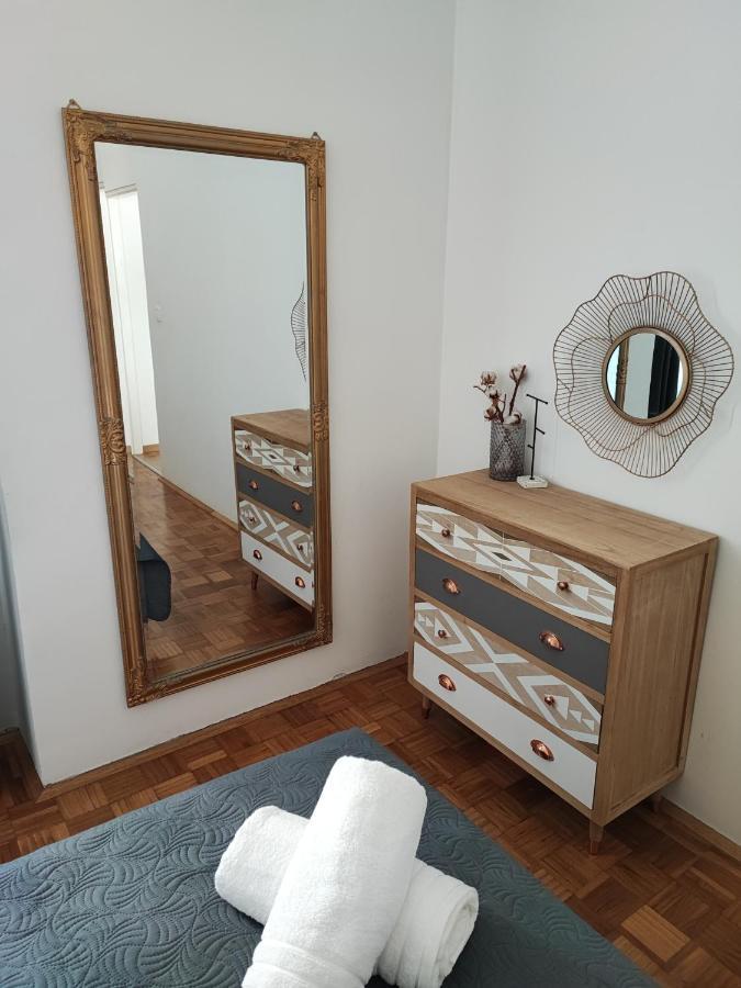 Apartment Eda Pula Eksteriør billede